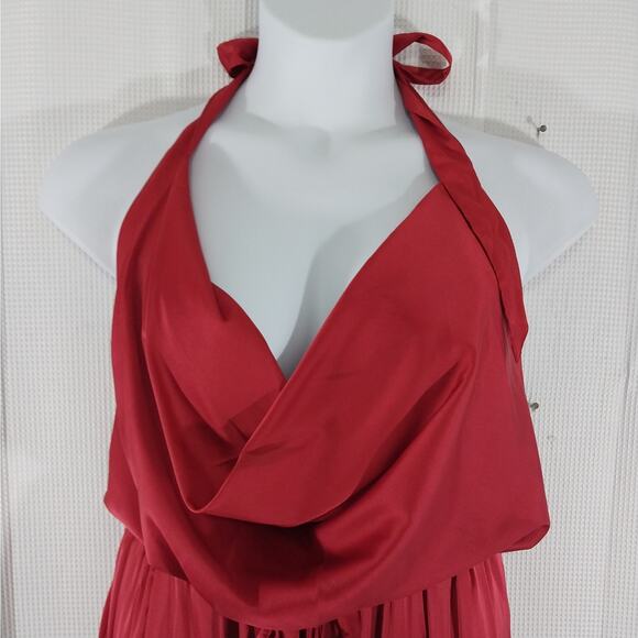 NWT! FASHION NOVA! RUBY RED DATIN HALTER TOP ONESIE, JUMPSUIT, ROMPER! SZ 2X - Picture 5 of 13